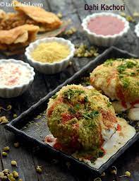 Dahi Kachori Recipe Khasta Kachori Chaat Moong Dal Raj Kachori Chaat Recipe Recipes Chaat Recipe Chaat