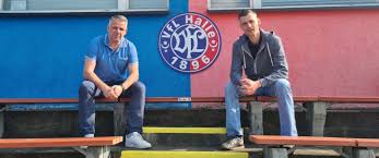 Sie wird an den tiroler alexander erler gehen, der in dieser saison bereits ausgezeichnet aufspielte. Neues Trainerteam Fur Die 2 Herrenmannschaft Vfl Halle 96 E V