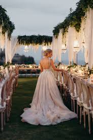 Hannah Polites Ties The Knot In Stunning Bali Affair Glamorous Wedding Global Wedding Wedding Dresses