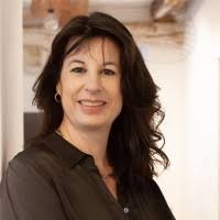 200+ Profile mit dem Suchbegriff „Miller“