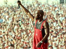 The rapper dmx has been accused of robbing a man at a new jersey gas station. Dmx Woodstock 99 A Landmark For Rap And American Realism Rap The Guardian