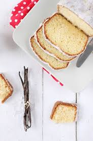 Gateau Au Yaourt Glace Parfume Au Citron Et A La Vanille Chefnini Recette Gateau Yaourt Alimentation Delicieux Gateaux