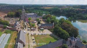 Ooit was ze één van de toonaangevende abdijen in de zuidelijke nederlanden, vandaag is ze de best bewaarde van belgië. Abdij Van Park Youtube