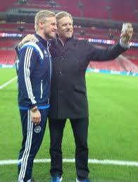Former denmark international goalkeeper peter schmeichel has revealed he would love to see his son kasper schmeichel follow in his footsteps by representing manchester united. Schmeichel Selfie Father And Son Football Selfie