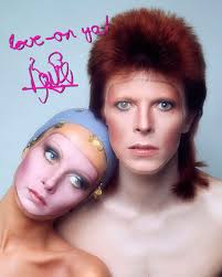 PIN UPS ALBUM IS FIFTY TODAY “Singing old songs he loved...” * As mentioned  here last week, today (19th October) marks the 50th anniversary of David  Bowie's 1973 album of cover versions,