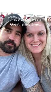 Acey Meredith's Instagram, Twitter & Facebook