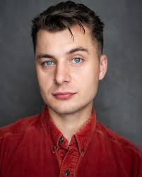 Red Door Vision (@RedDoorVision)