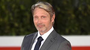 Harrison ford was born on july 13, 1942 in chicago, illinois, to dorothy (nidelman), a radio actress, and christopher ford (born john william ford), an actor turned advertising executive. Md1aubfn46uncm