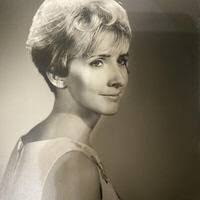 Verna Farris's Instagram, Twitter & Facebook