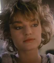 Parabens para a atriz Bunty Bailey que completa 60 anos. Therese Bailey,  conhecida como Bunty Bailey (23 de maio de 1964), é uma modelo, dançarina e  atriz britânica. Bunty começou sua carreira