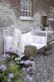 Jeanne D Arc Living France Via Shabby Chic Addict Via Facebook Idee Deco Jardin Idee Deco Vintage Deco Terrasse