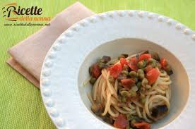 Una vera esplosione di gusto, grazie all'aggiunta delle listarelle di pancetta croccante e al trito di verdure utilizzato per il soffritto. Pasta Al Ragu Di Verdure Ricette Della Nonna