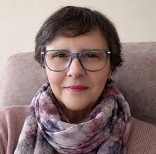 Hi I am looking to find Pauline Jensen, I think that ism the spelling, , we  went to the same school in Tooting Broadway, Convent of the Holy Family,  one day Pauline