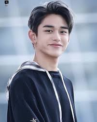 Wayv won the asia celebrity: I Pinimg Com Originals 28 9a 74 289a7469f44fa94