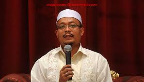 Pendekatan komedi dan santai yang digunakan oleh datuk ustaz kazim dapat menarik minat ramai pendengar dari pelbagai. Myartis Com Myartis My Artis Pusat Tahfiz Ustaz Kazim Mahu Jual Selepas Ceramah Disekat