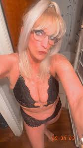 Free ruth wooster nude Porn Photo Galleries 8 | xHamster