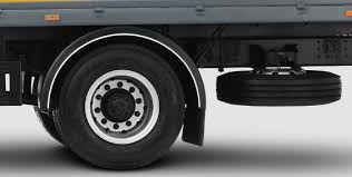 what are the standard tyre size of tata motors light