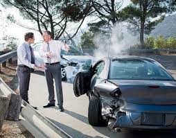 Apa perlu buat jika kita langgar kereta orang claim insurance. Tak Tahu Apa Nak Buat Kalau Kereta Kena Langgar Ikut Je 6 Langkah Ni Mesti Semua Jadi Lebih Lancar