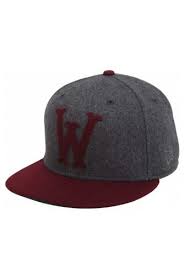 Burgundy And Grey W Snapback Baseball Cap Lta Colors Hats For Men Cool Hats New Era Hats