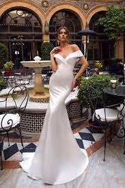 Take our what's your bridal style? quiz to discover the best bridal style for you! How To Choose A Wedding Dress For Your Special Day Tina Valerdi