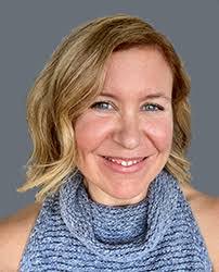 Lori Downing's Instagram, Twitter & Facebook