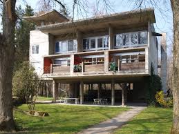 It was to be a veritable golden age and two main workshops emerged, the grand atelier ducal du folgoët. Atelier 5 Residential House Flamatt 2 Sosbrutalism
