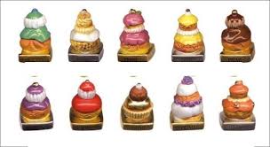Delicieuses Religieuses Ma Collection De Feves Feve Galette Des Rois Collection De Feves Delicieux