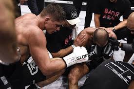 Check spelling or type a new query. Glory Collision 2 Injury Ends Verhoeven Vs Hari Again Fight Sports