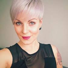 No matter the hair type, long locks have the tendency to weigh the hair down, but this is especially true for those whose hair fares thinner. Short Hairstyle For Thin Hair 2016 Fashion And Women