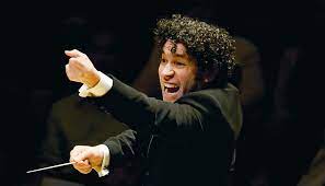 Dudamel, who remains artistic and music director of the los angeles philharmonic, will join one of the world's largest and most celebrated opera companies. Review Dudamel Returns To L A Phil With Wagner Brahms And Schumann Classical Life