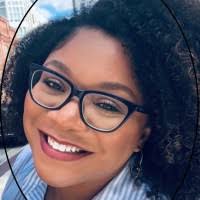 Traci Gray's Instagram, Twitter & Facebook