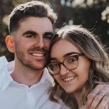 Hello!! My partner and I are moving over to London from Canberra mid  November! I work in the museum business, at the National Museum of  Australia currently, and was wondering if anyone