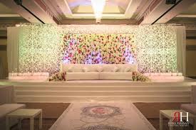 Wedding At Crowne Plaza Seikh Zayed Road Dubai Wedding Stage Design Wedding Stage Decor Wedding Reception Backdrop