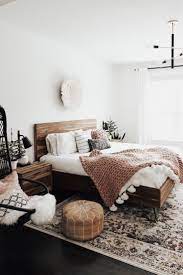 Stylishly simplified, the bedroom is as easy on the eyes as it is on the body. Bedroom Simple Bedroom Decor Bedroom Decor Inspiration Simple Bedroom