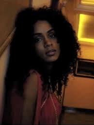 Medo do Escuro": MC Rebecca e Manaia lançam clipe e alertam para violência  doméstica