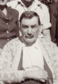 Coral Alice (Searle) Levitt (1937