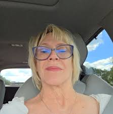 How to engage vertical channock for horizontal quilting?