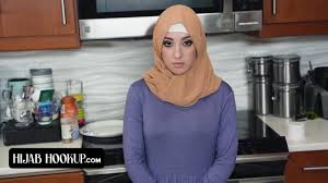 Arab Teen Sucking Huge Cock Before Riding It Hard - FAPCAT