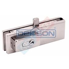 Tidak seperti kaca biasa, kaca tempered sangat tahan terhadap tekanan dan kerusakan, sangat sulit untuk pecah jadi anda tidak perlu khawatir. Jual Kunci Pintu Kaca Tempered Dekkson Us 10 Patch Fitting Corner Lock Us10 Jakarta Barat Genhardware Tokopedia