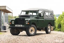 Image result for Lincoln Green 1981 Land Rover