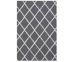 Black And White Diamond Area Rug Living Colors Mesa Brampton Gray White Diamond Area Rug 5 X 7 In 2020 Diamond Rugs Area Rugs Rugs