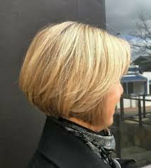 Since we know that fine hair lacks volume, which is vital for gaining a youthful feel, it makes sense to opt for shorter cuts that are layered and textured to make up for the. 9 Must Consider Short Hairstyles For Fine Fair Over 60 4retirees
