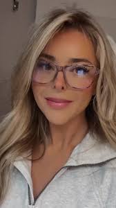 Ariana Grande Christmas Music Spectacles