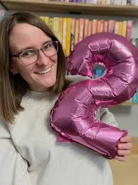 and just like that, @scottonreads is 5!! Grateful for all of you for  embracing this lil bookstagram of mine 🥹