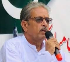 The definition of a “cool teacher” In South Africa 🇿🇦. In China 🇨🇳