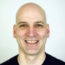 Robert Knippel's Instagram, Twitter & Facebook