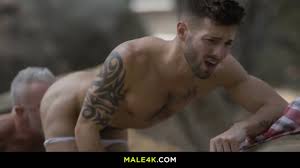 Painful Love Scene 4 - Casey Everett, Lance Charger - EPORNER