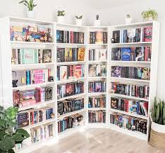 Epingle Par Maymounaa Sur Bibliotheques Bibliotheque Chambre Idees Pour La Maison Stockage De Livre