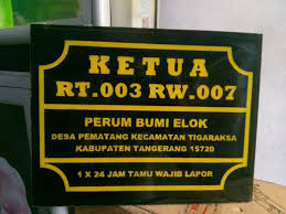 Stiker emboss merupakan media promosi yang dapat diaplikasikan pada berbagai media, yang bisa menarik perhatian banyak orang. Jual Plang Ketua Rt Rw Custom Di Lapak Suhada Art Bukalapak