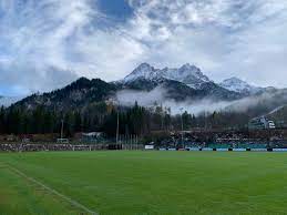 Fairfield college preparatory school, in connecticut, united states. Fc Pinzgau Saalfelden On Twitter First Fall Weekend With No Football Fussball At Saalfeldenarena For Fcps Maybe We See Spring Schedule For Rlwest This Week Https T Co 87hxetpuvh